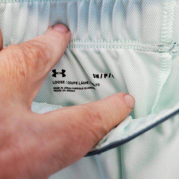 Under Armour Women's UA Play Up Side Mesh Shorts Seagrass Green Size Sma… - Picture 5 of 7